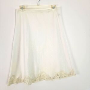 True Vintage 70's Wonder Maid Slip Dacron Polyester Lace Trim Union Made Small